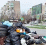 В переулке Донской города Шахты после субботника контейнерную площадку завалили мусором - DonDay-Shakhty.Ru